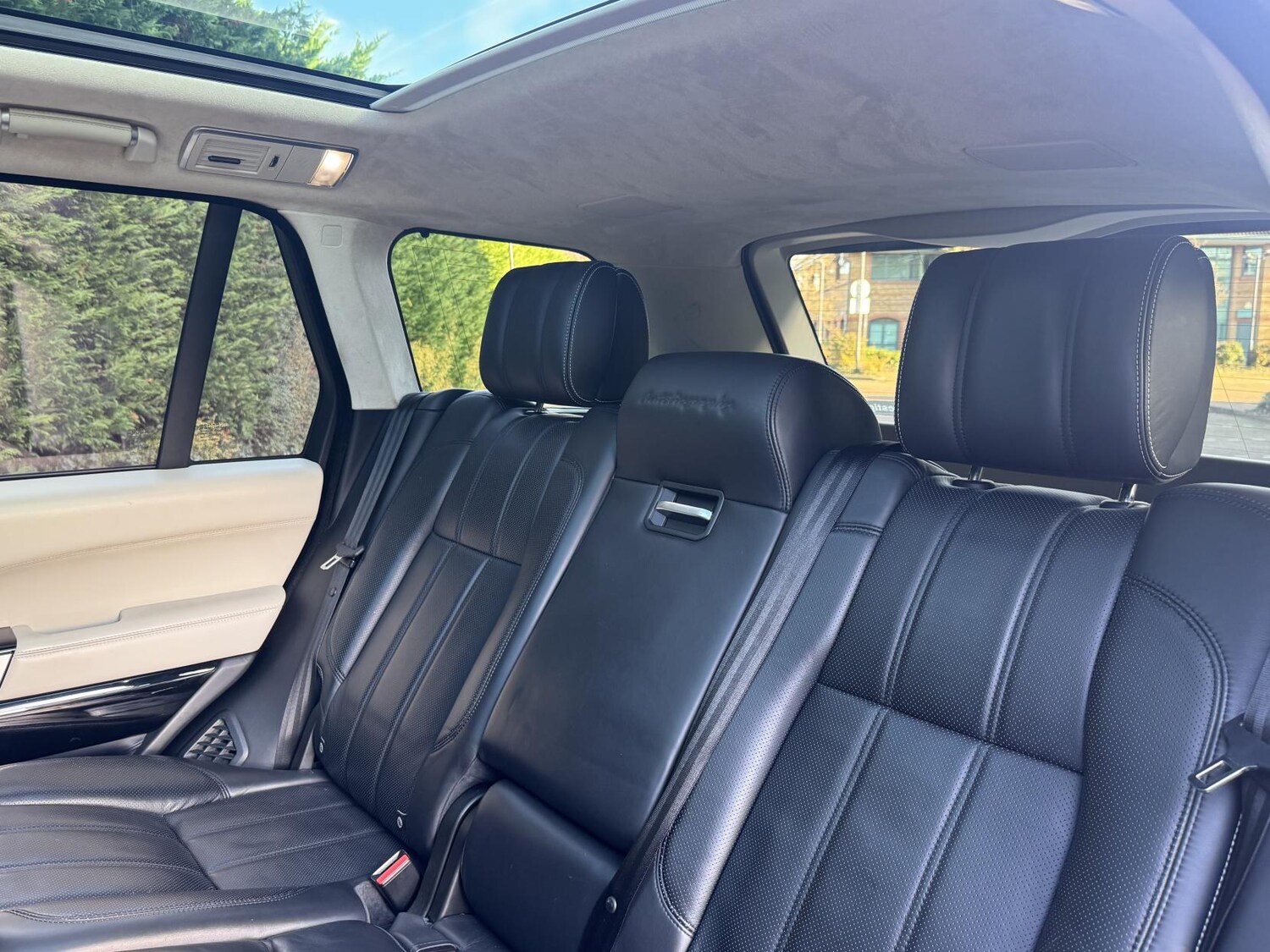 Used Land Rover Range Rover 2015 for sale - 76908403: Photo 61