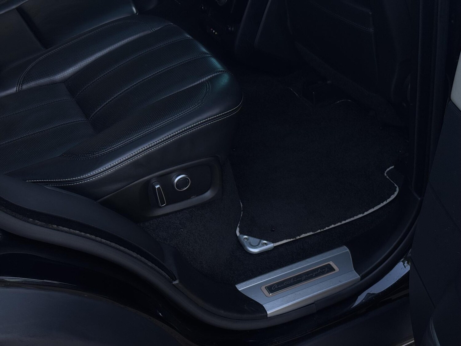 Used Land Rover Range Rover 2015 for sale - 76908403: Photo 65