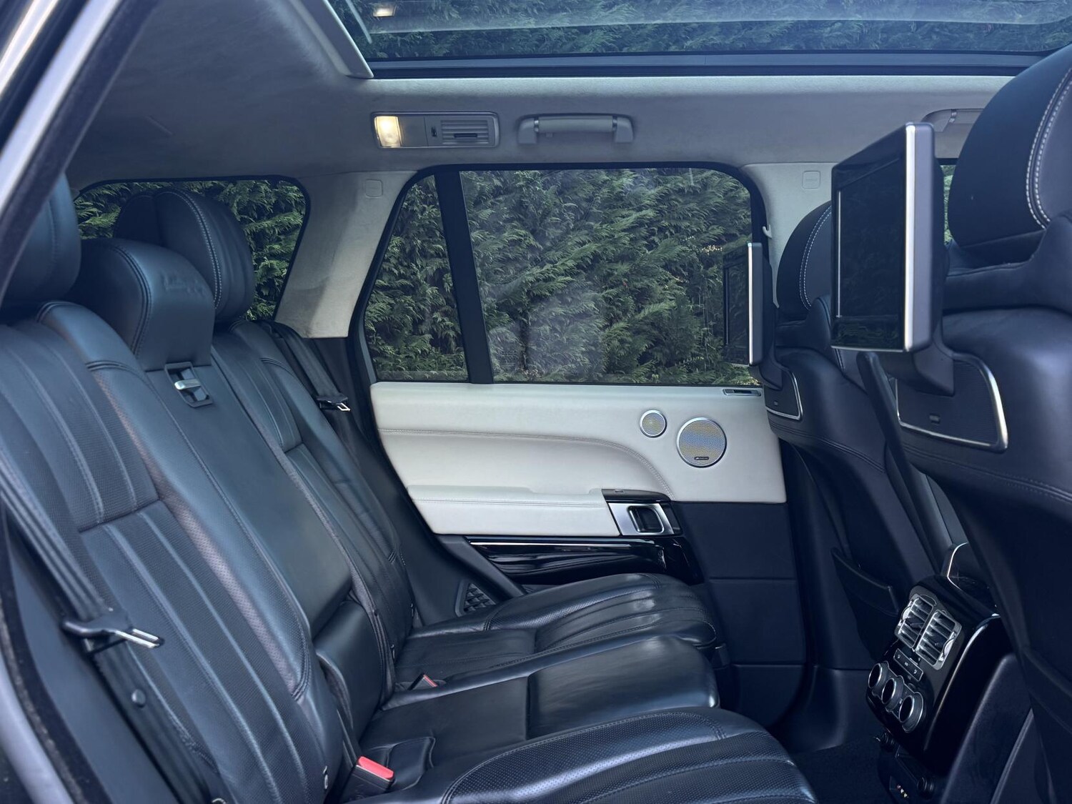 Used Land Rover Range Rover 2015 for sale - 76908403: Photo 66