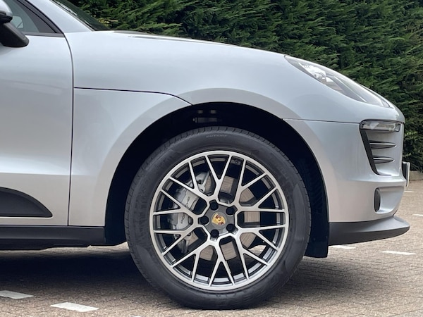 Used Porsche Macan 2018 for sale - 75413910: Photo 16