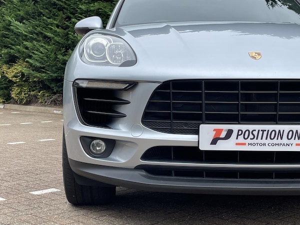 Used Porsche Macan 2018 for sale - 75413910: Photo 19