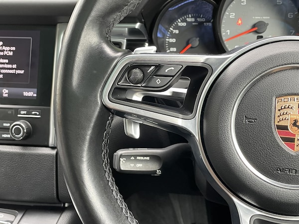 Used Porsche Macan 2018 for sale - 75413910: Photo 40