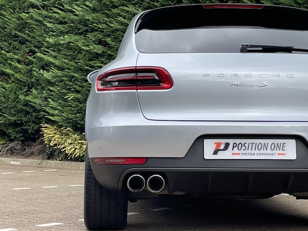 Used Porsche Macan 2018 for sale - 75413910: Photo 55