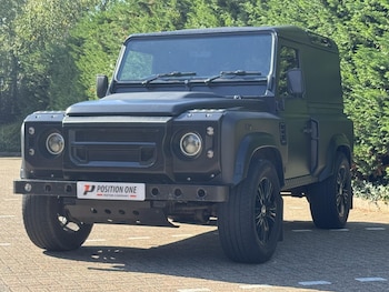 Used Land Rover Defender 90 2010 for sale - 76012035: Photo