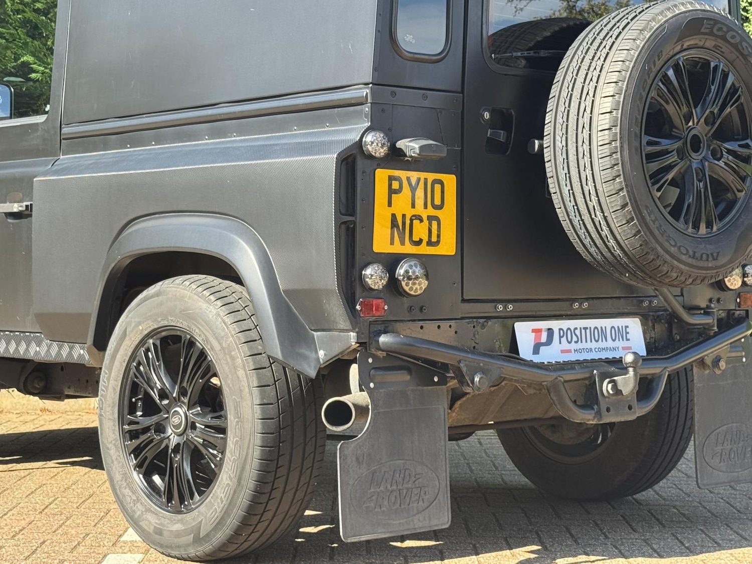 Used Land Rover Defender 90 2010 for sale - 76012035: Photo 45