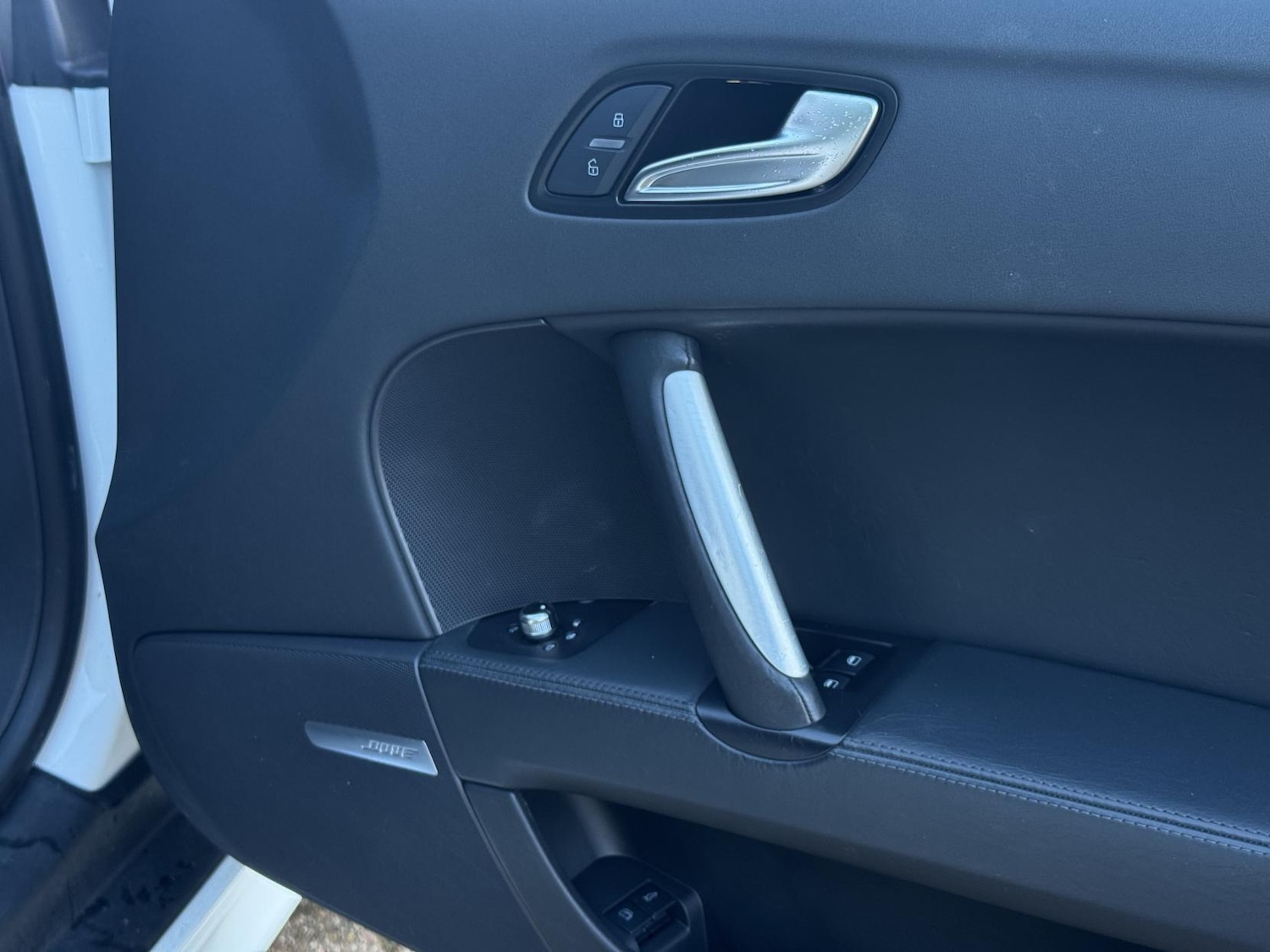 Used Audi TT 2011 for sale - 76782111: Photo 17