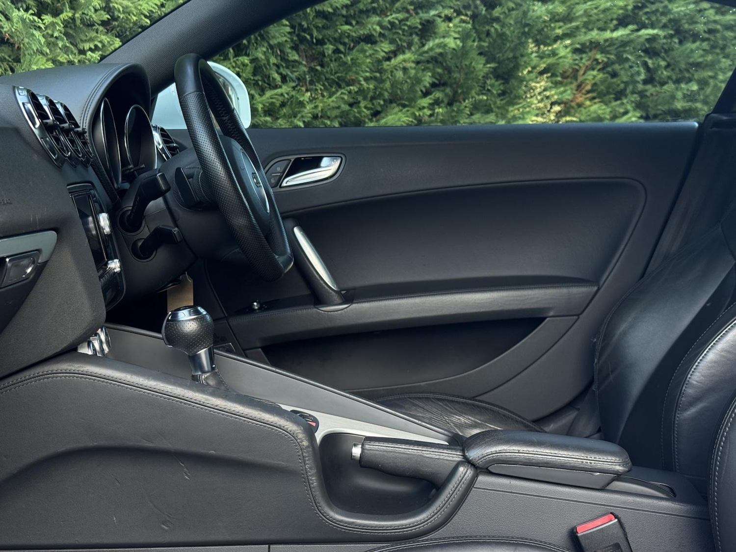 Used Audi TT 2011 for sale - 76782111: Photo 34