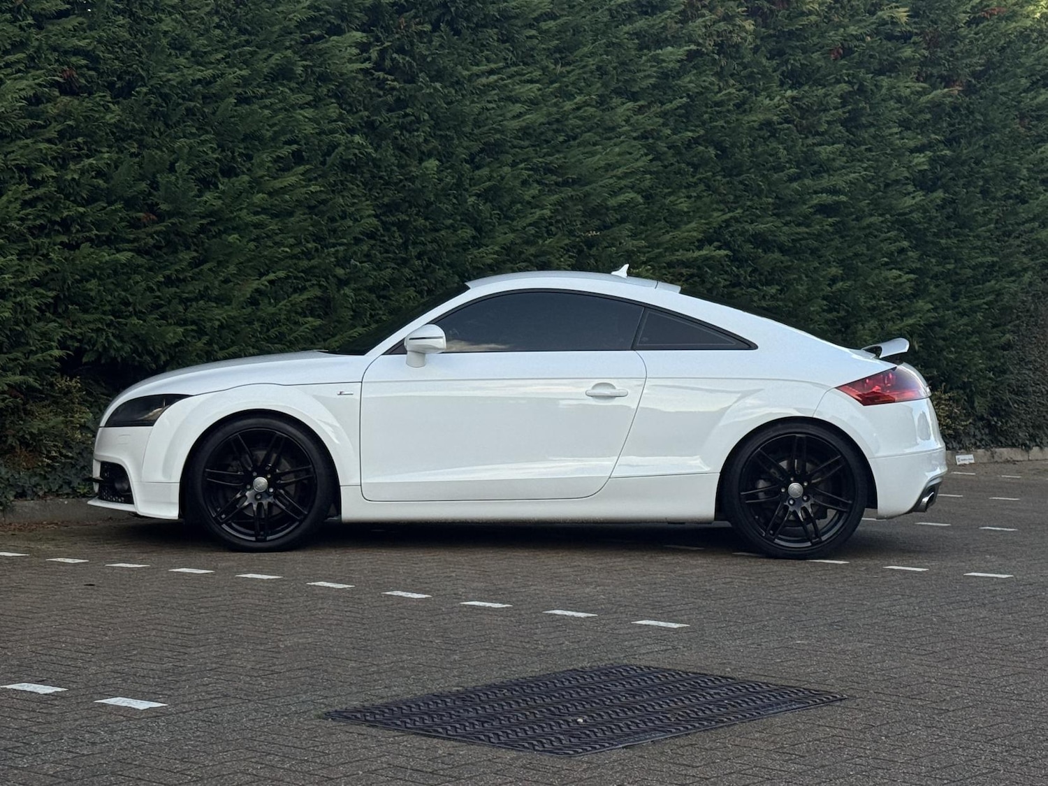 Used Audi TT 2011 for sale - 76782111: Photo 5