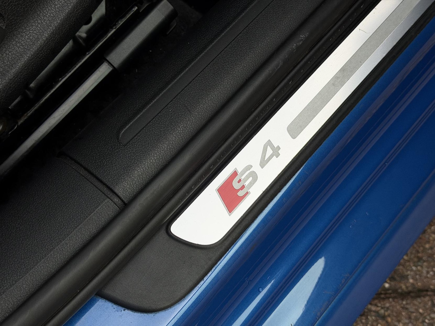 Used Audi S4 2009 for sale - 76643880: Photo 25