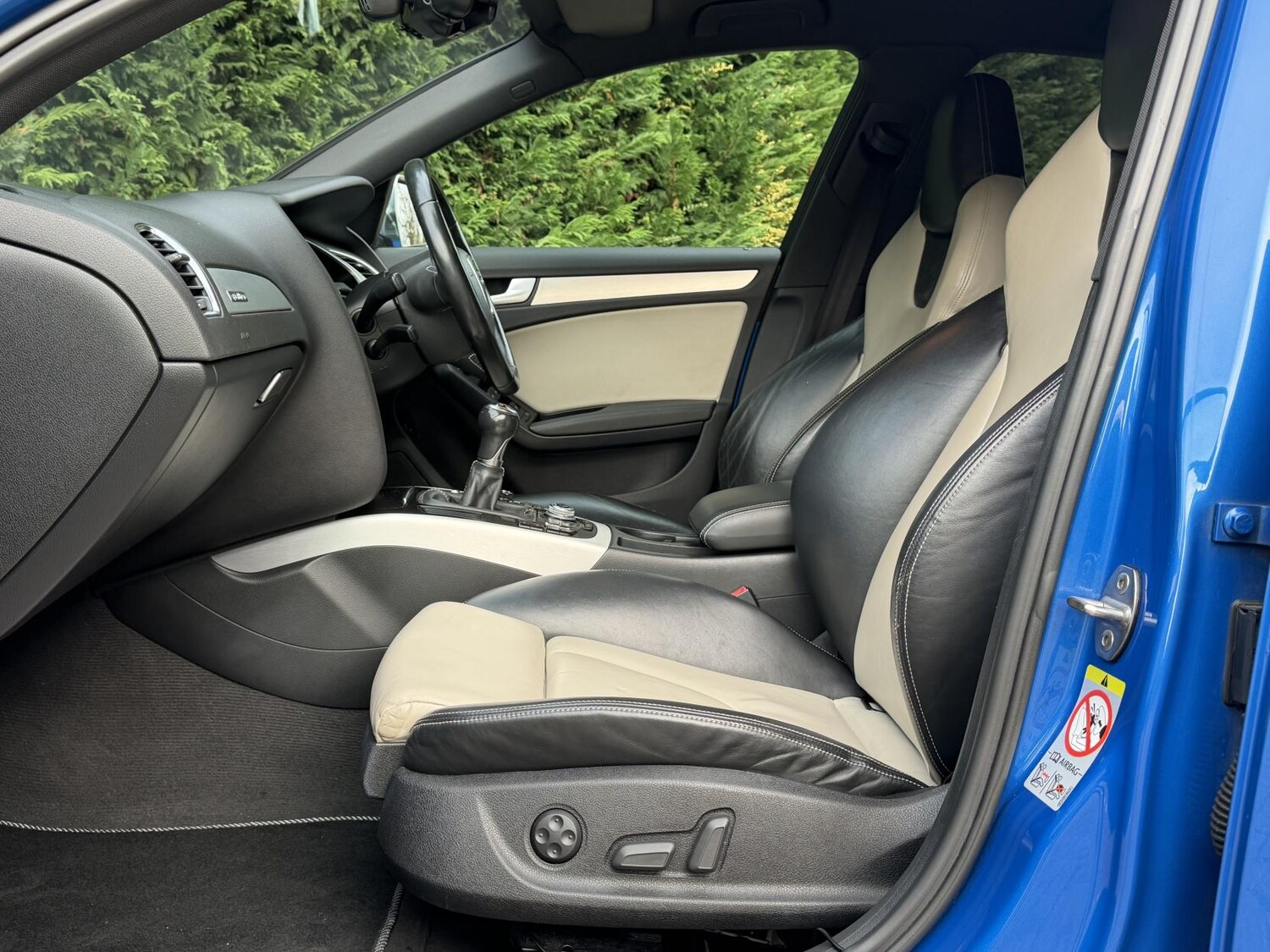 Used Audi S4 2009 for sale - 76643880: Photo 48