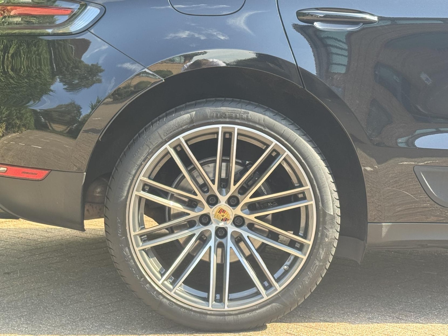 Used Porsche Macan 2020 for sale - 76925328: Photo 14