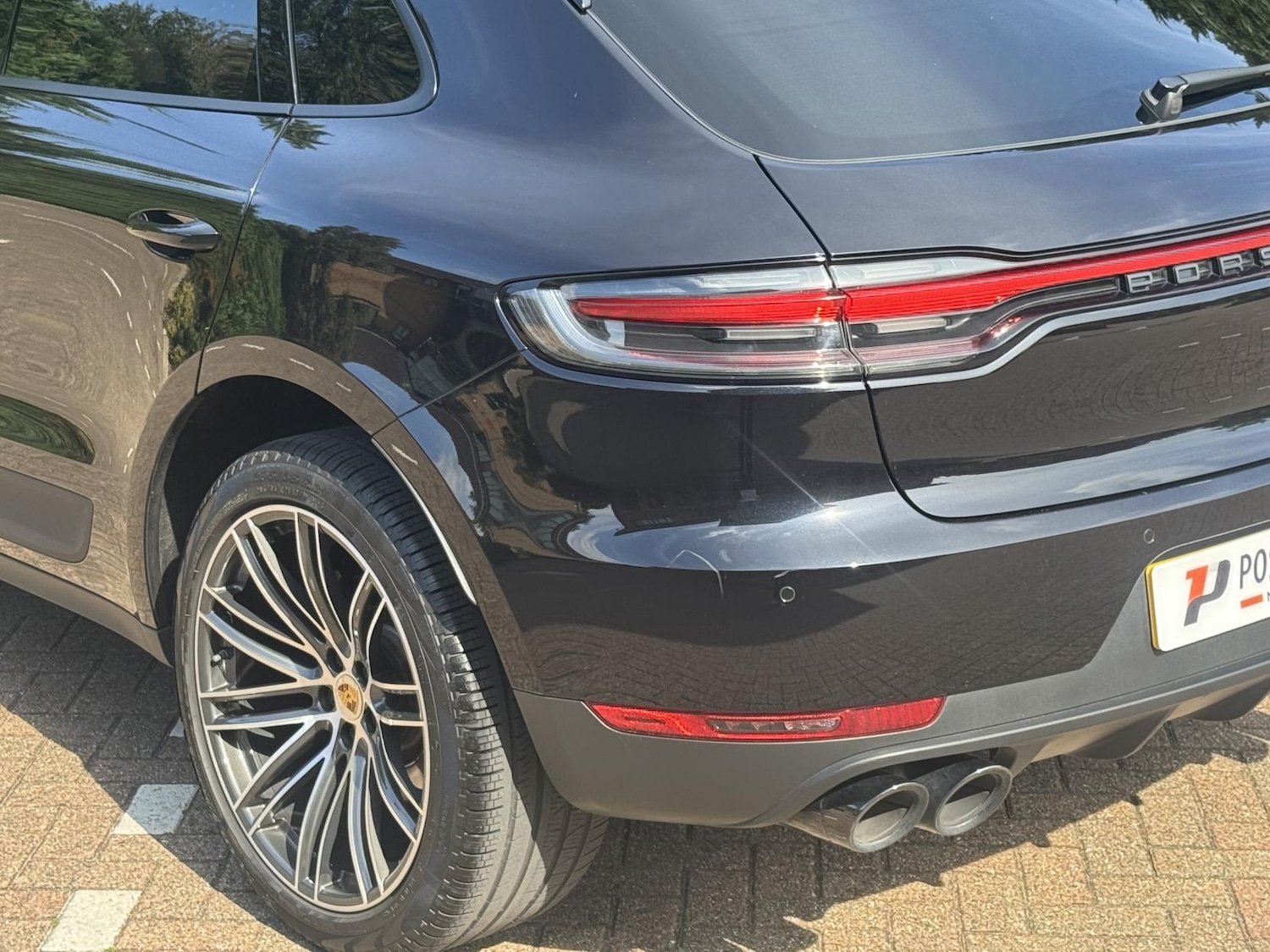 Used Porsche Macan 2020 for sale - 76925328: Photo 24