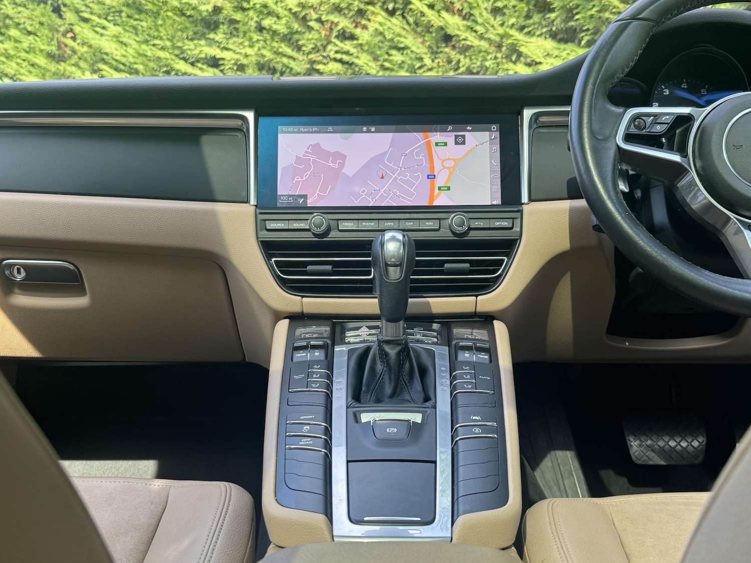 Used Porsche Macan 2020 for sale - 76925328: Photo 35