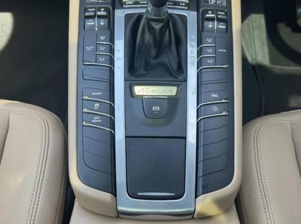 Used Porsche Macan 2020 for sale - 75675475: Photo 37
