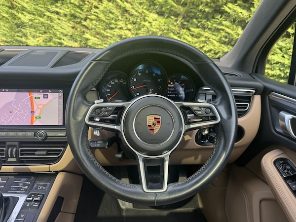 Used Porsche Macan 2020 for sale - 75675475: Photo 45
