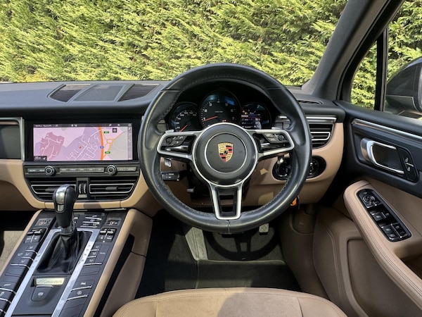 Used Porsche Macan 2020 for sale - 75675475: Photo 46