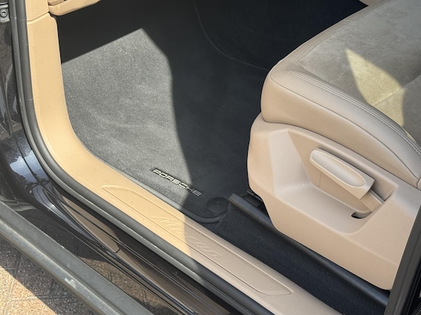 Used Porsche Macan 2020 for sale - 75675475: Photo 50