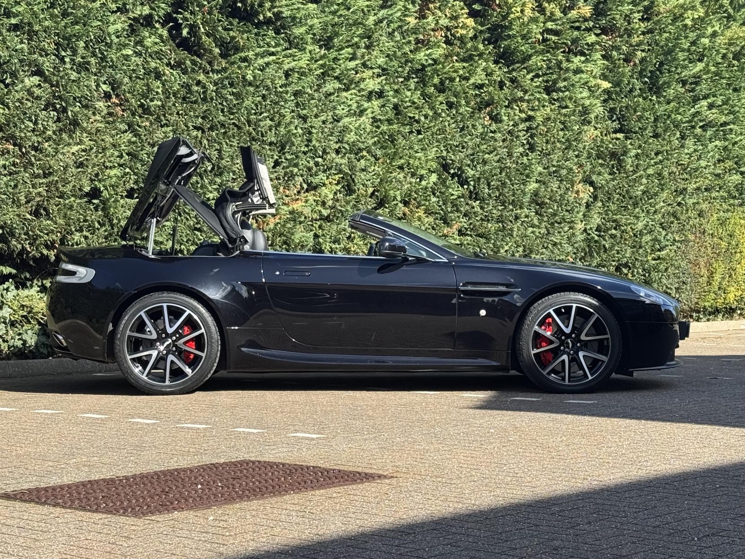 Used Aston Martin Vantage 2014 for sale - 78071671: Photo 13