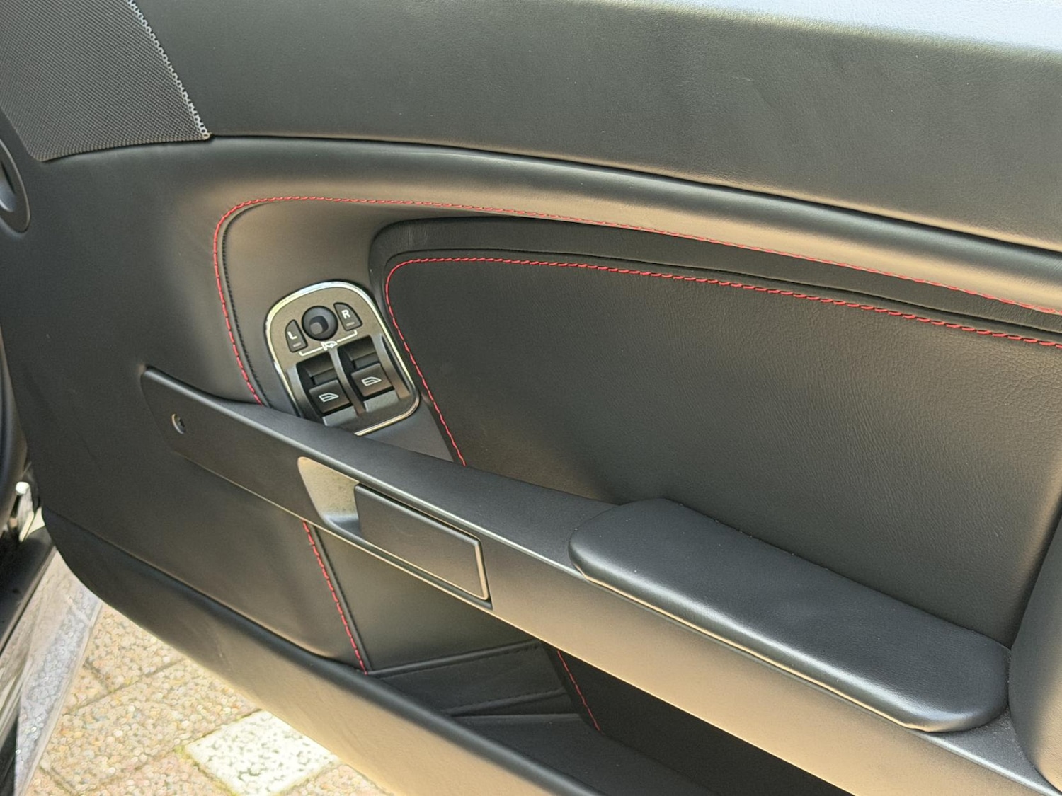 Used Aston Martin Vantage 2014 for sale - 78071671: Photo 23