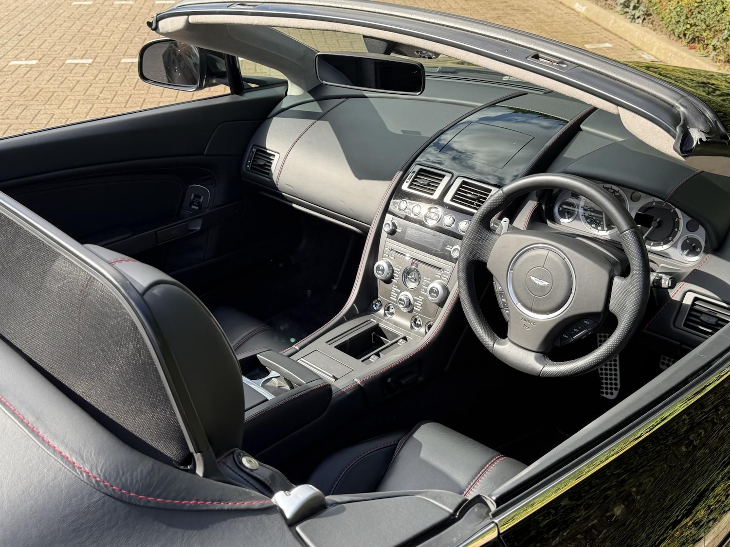 Used Aston Martin Vantage 2014 for sale - 78071671: Photo 47