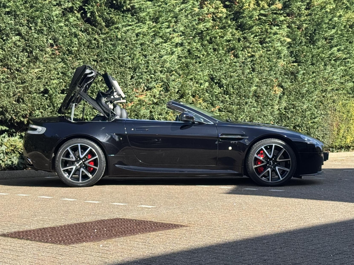 Used Aston Martin Vantage 2014 for sale - 78071671: Photo 62