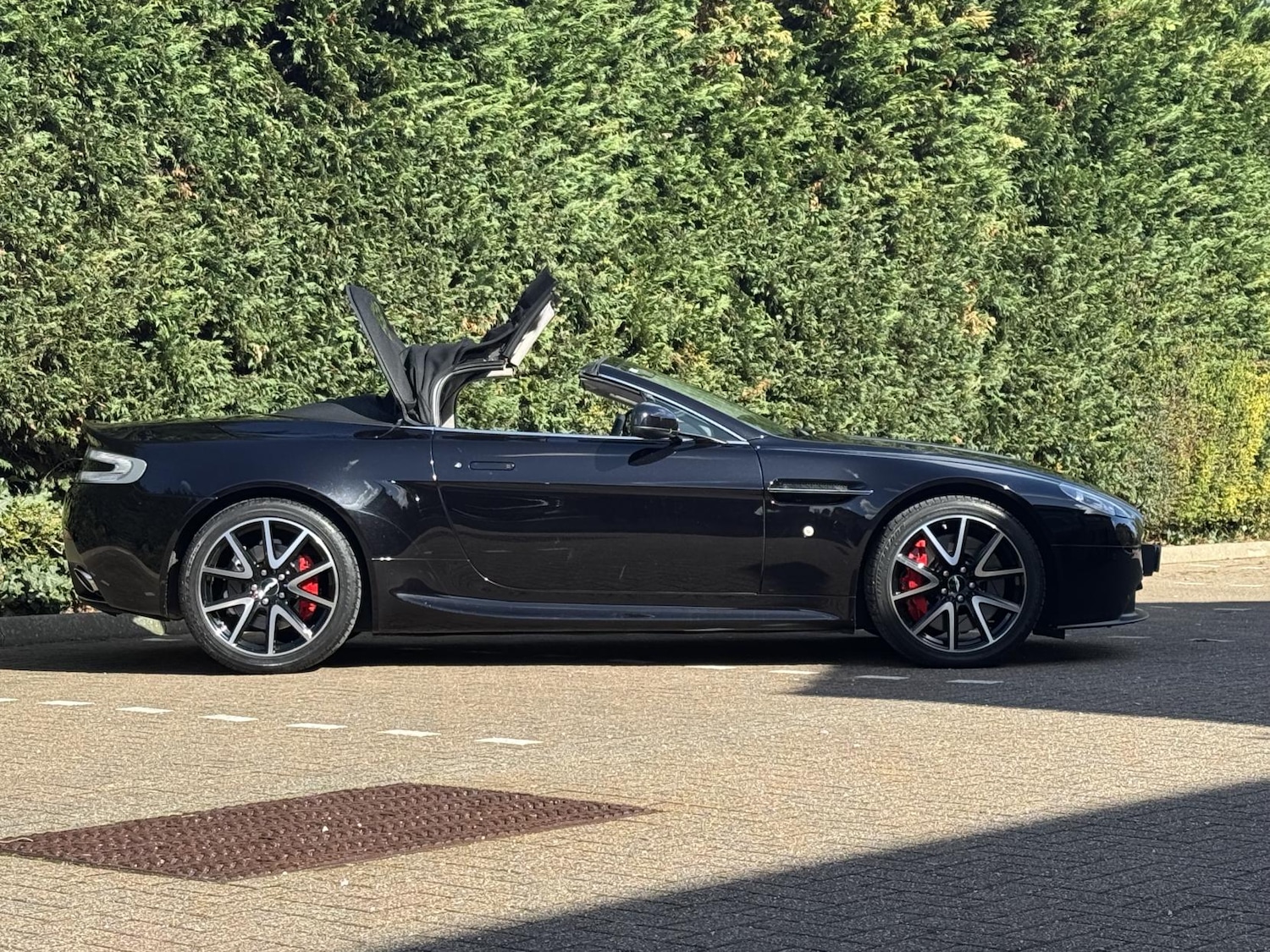 Used Aston Martin Vantage 2014 for sale - 78071671: Photo 66