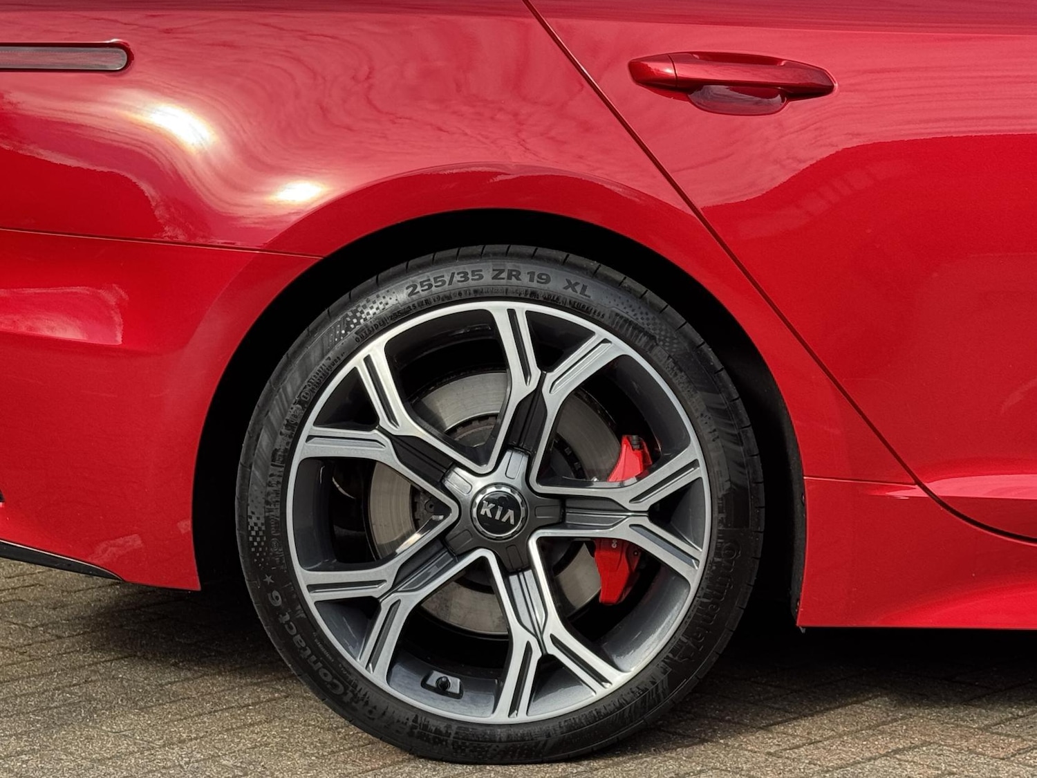 Used Kia Stinger 2018 for sale - 78067623: Photo 15