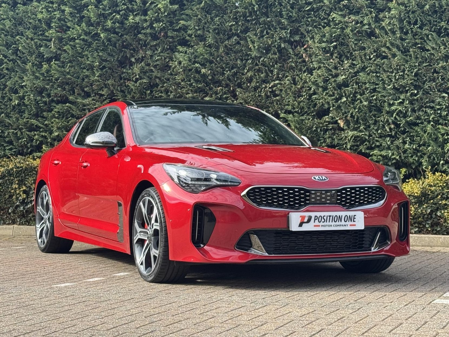 Used Kia Stinger 2018 for sale - 78067623: Photo 2