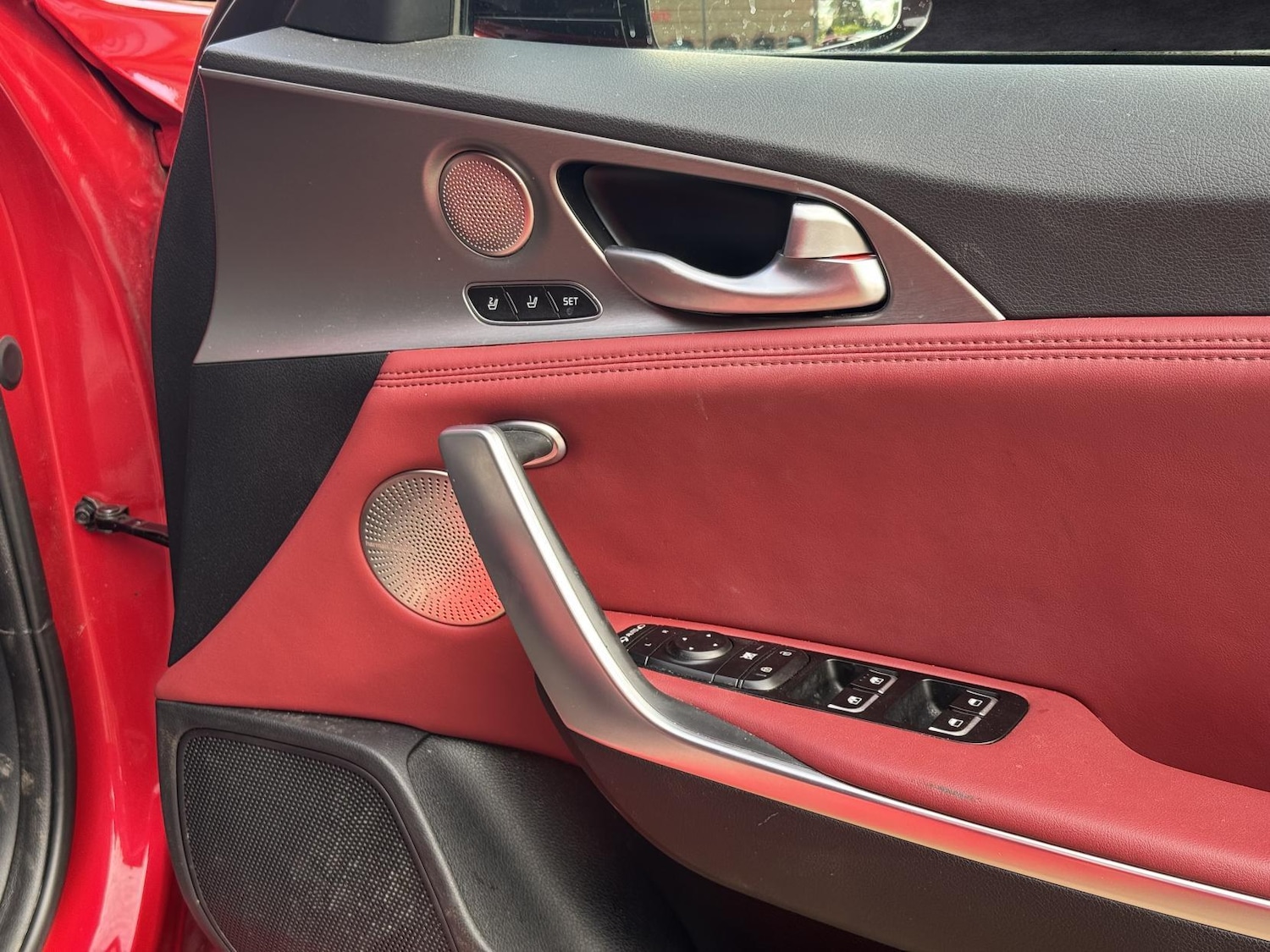 Used Kia Stinger 2018 for sale - 78067623: Photo 25