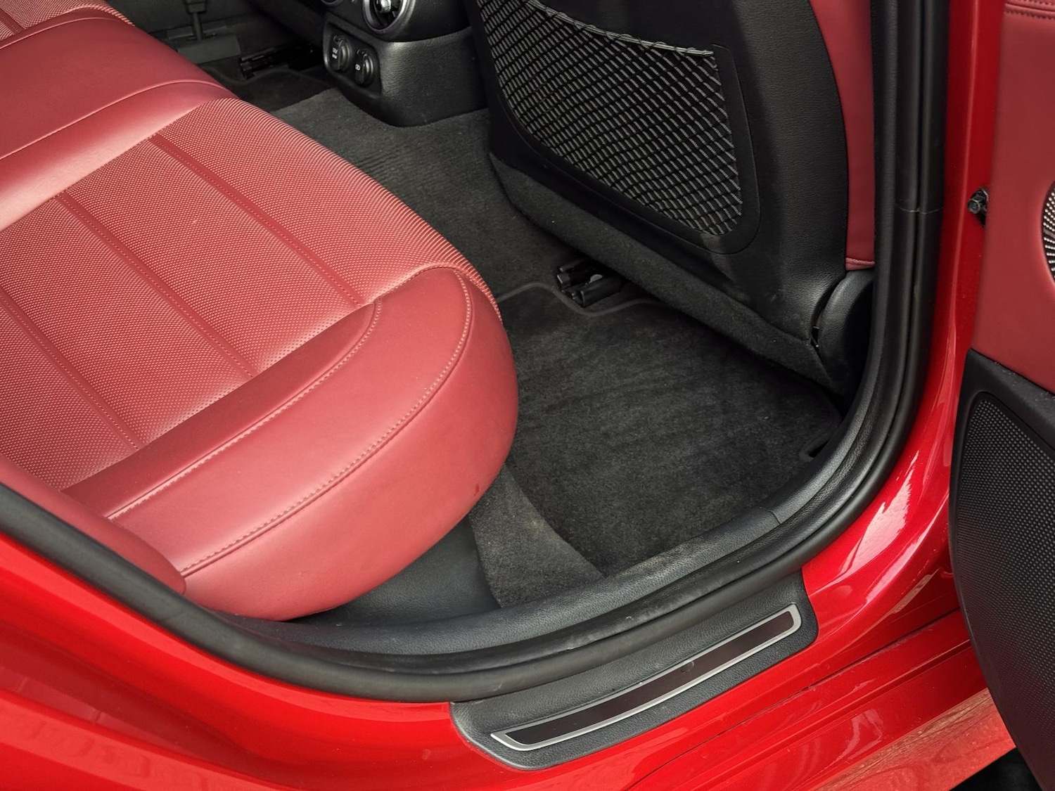 Used Kia Stinger 2018 for sale - 78067623: Photo 53