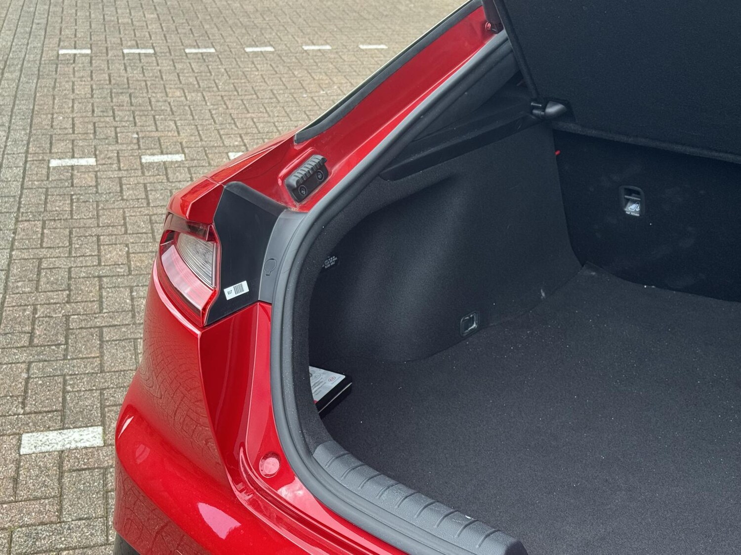 Used Kia Stinger 2018 for sale - 78067623: Photo 61