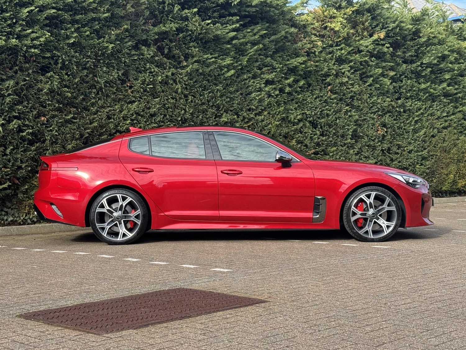 Used Kia Stinger 2018 for sale - 78067623: Photo 9