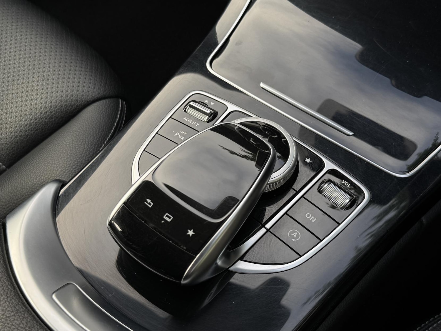 Used Mercedes-Benz C Class 2014 for sale - 76643864: Photo 24