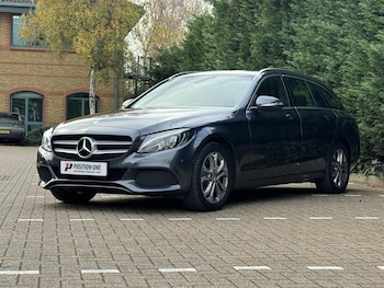 Used Mercedes-Benz C Class 2014 for sale - 76643864: Photo