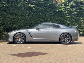 Used Nissan GT-R 2009 for sale - 79168368: Photo