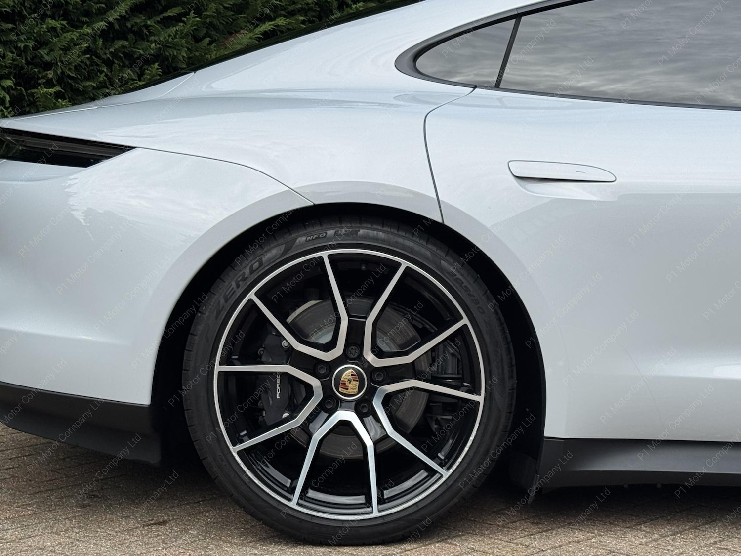 Used Porsche Taycan 2023 for sale - 76135819: Photo 14