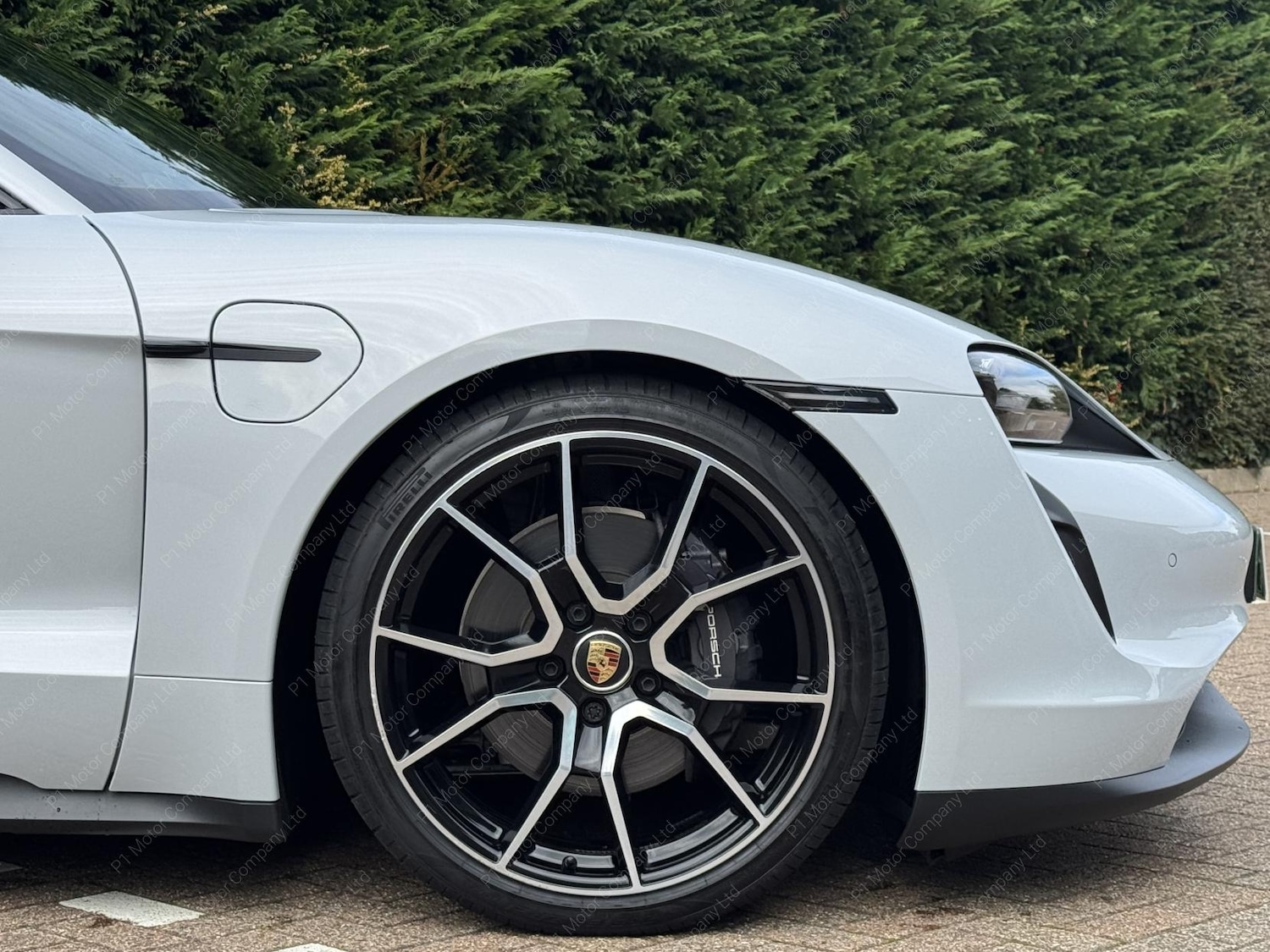 Used Porsche Taycan 2023 for sale - 76135819: Photo 15