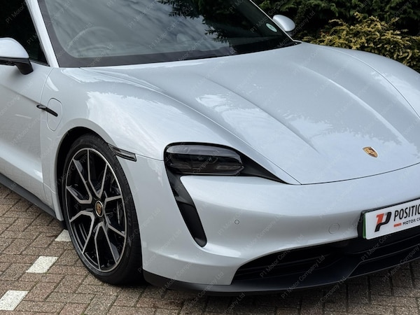 Used Porsche Taycan 2023 for sale - 76135819: Photo 16