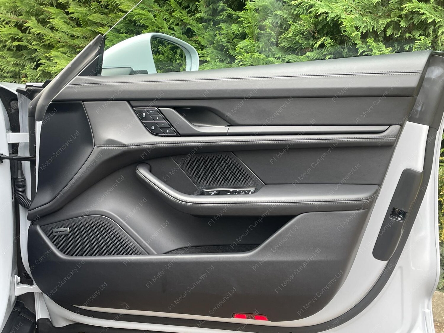 Used Porsche Taycan 2023 for sale - 76135819: Photo 22