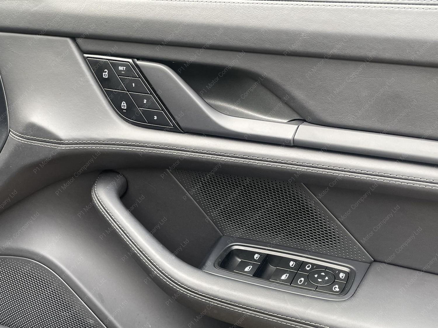 Used Porsche Taycan 2023 for sale - 76135819: Photo 23