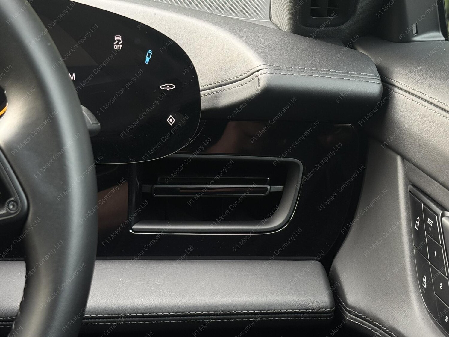 Used Porsche Taycan 2023 for sale - 76135819: Photo 38