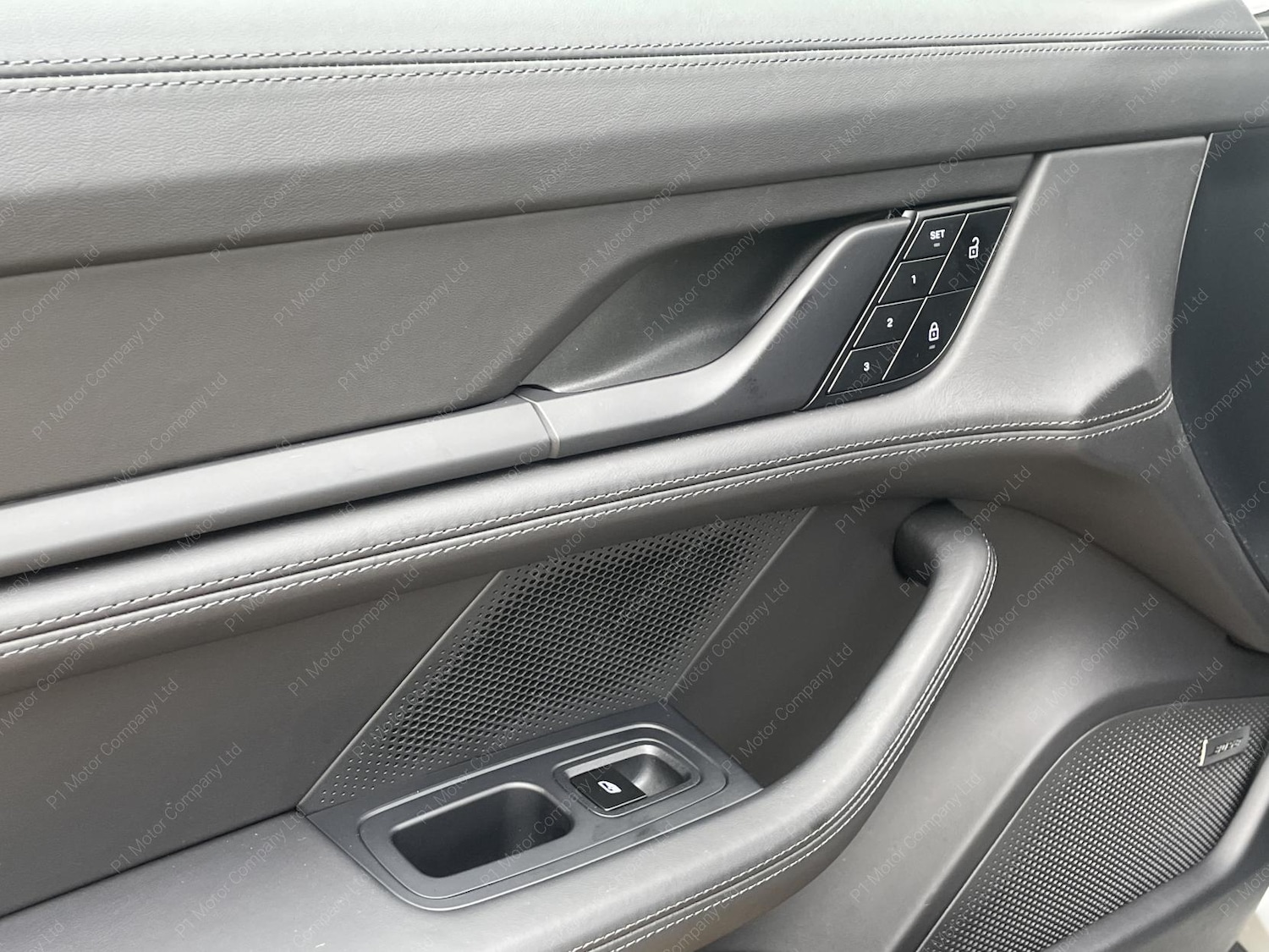 Used Porsche Taycan 2023 for sale - 76135819: Photo 41