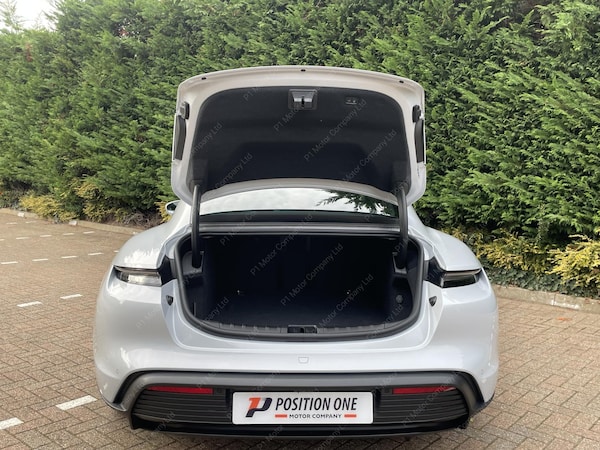 Used Porsche Taycan 2023 for sale - 76135819: Photo 72