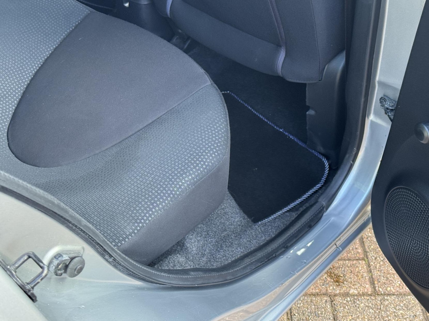 Used Nissan Micra 2010 for sale - 77721799: Photo 56