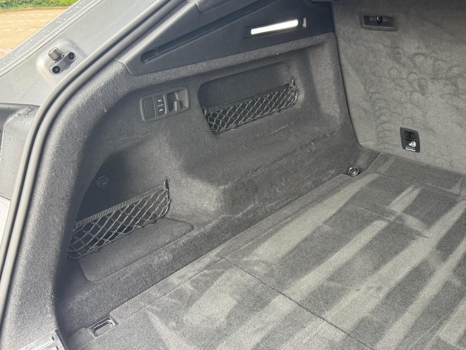 Vehicle 77
