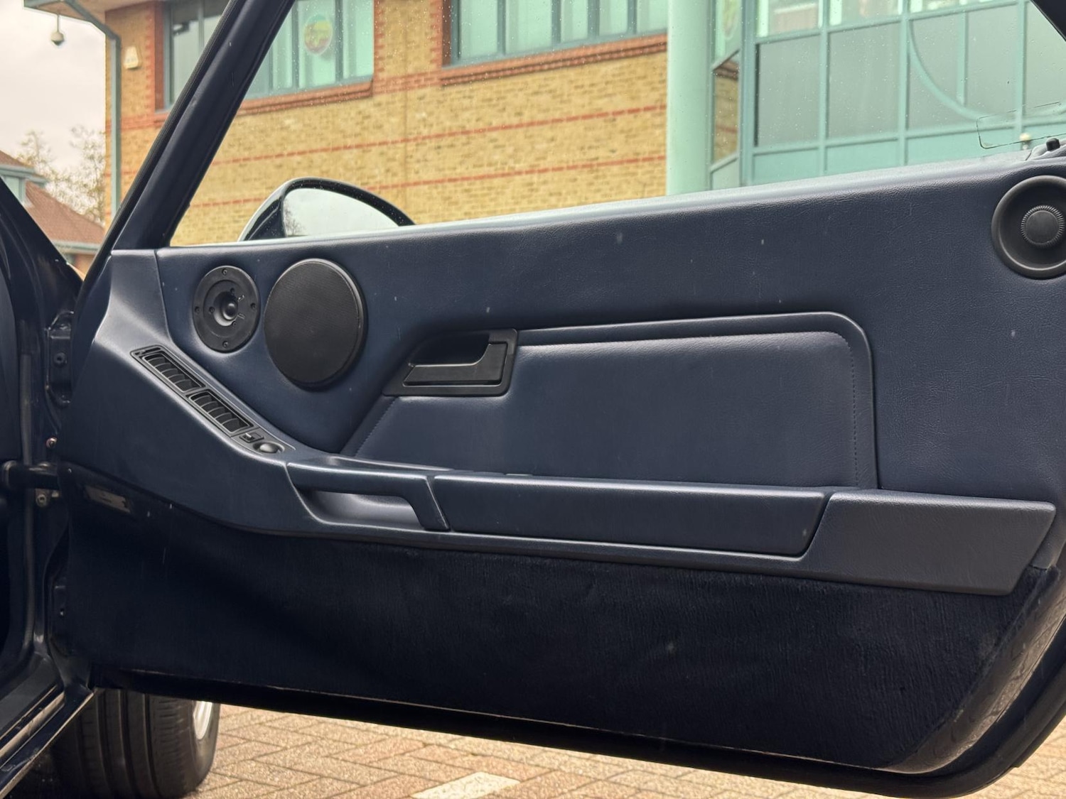 Used Porsche 928 1986 for sale - 77653316: Photo 20