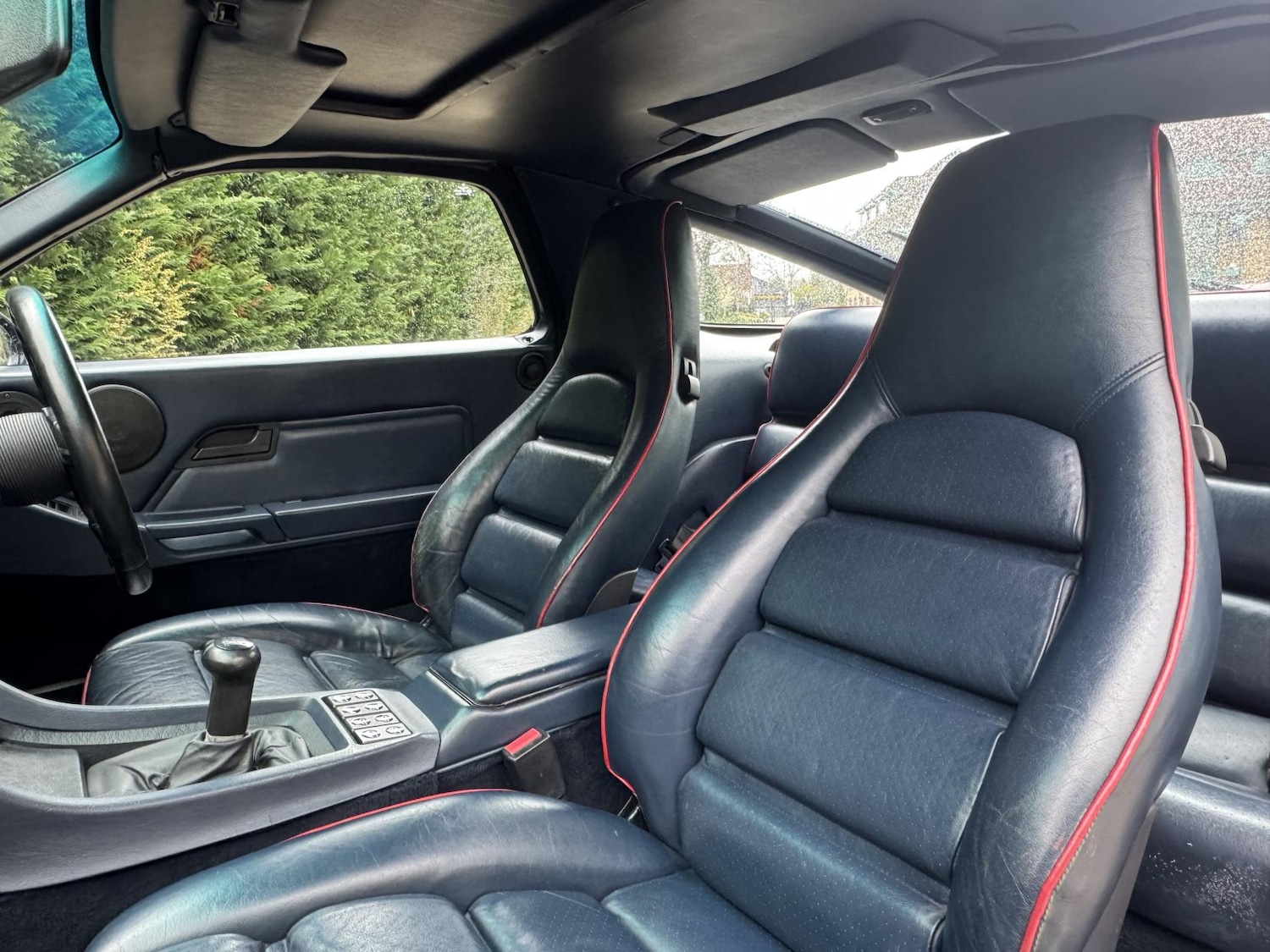 Used Porsche 928 1986 for sale - 77653316: Photo 46