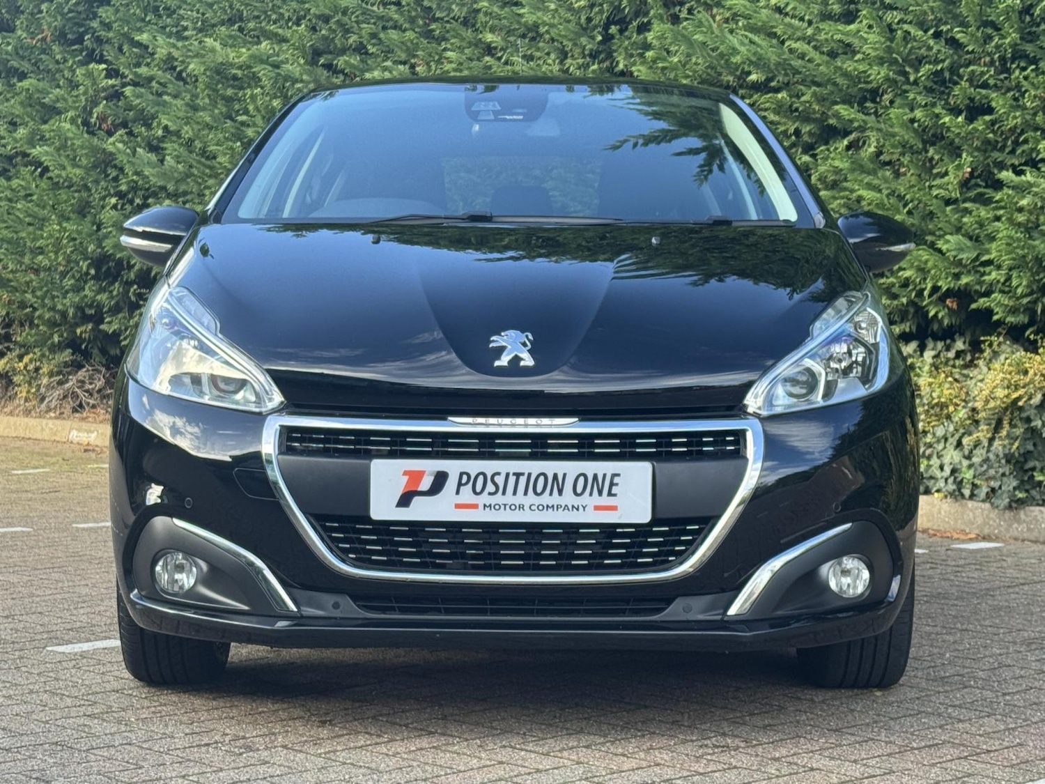 Used Peugeot 208 2019 for sale - 76568433: Photo 2