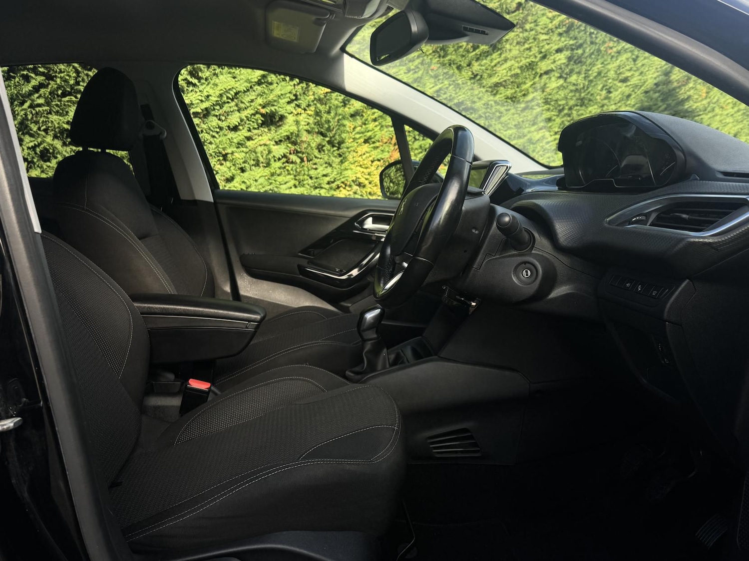 Used Peugeot 208 2019 for sale - 76568433: Photo 23