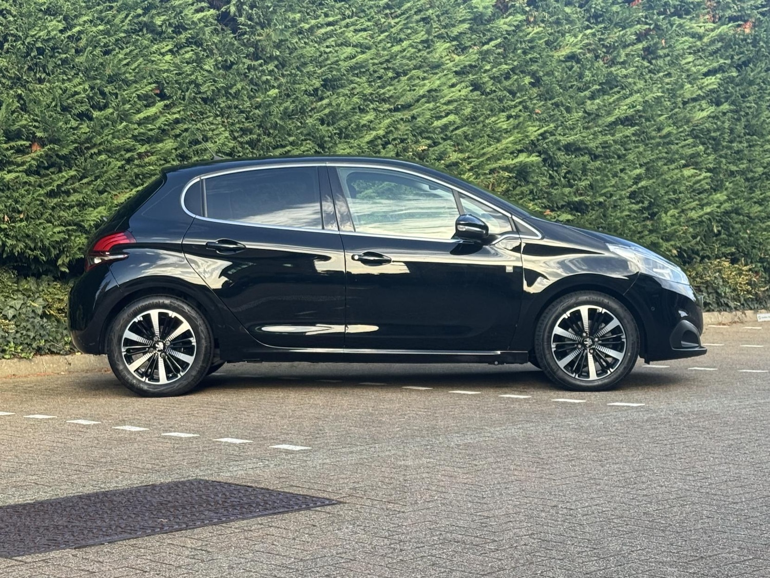 Used Peugeot 208 2019 for sale - 76568433: Photo 8
